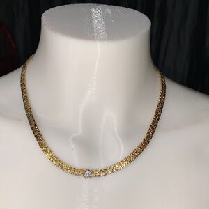 Elegant Gold Necklace with Diamond Accent